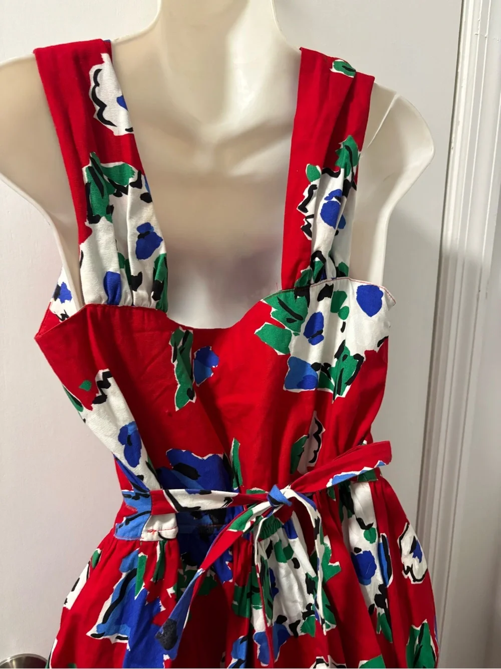 80s bold floral red sundress - Picture 8 of 9